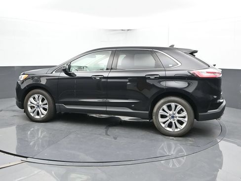 Used 2022 Ford Edge Titanium w/ Equipment Group 301A AWD/4WD image 9