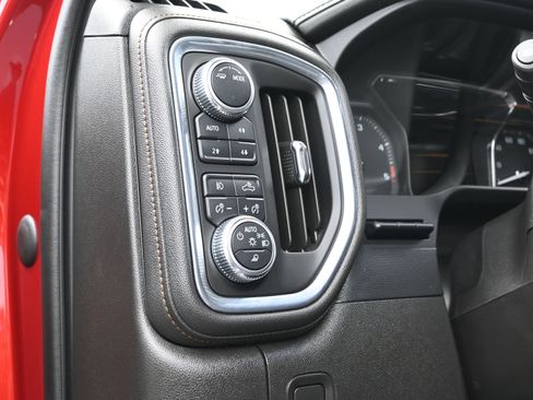 Used 2021 GMC Sierra 2500 AT4 w/ AT4 Preferred Package image 21