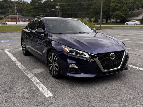 Used 2021 Nissan Altima 2.5 SR FWD image 8