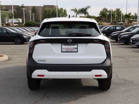 New 2026 Nissan Kicks S FWD image 5