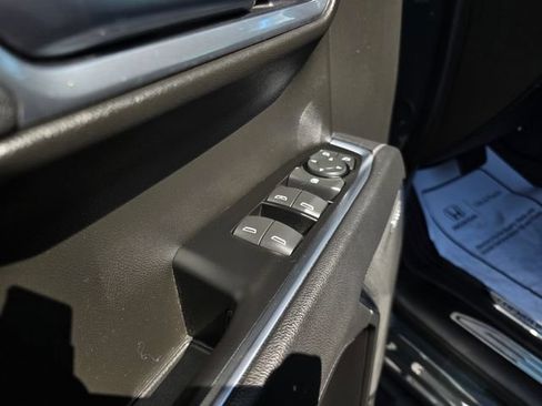 Used 2025 Chevrolet Silverado 1500 LT Trail Boss w/ Convenience Package II AWD/4WD image 27