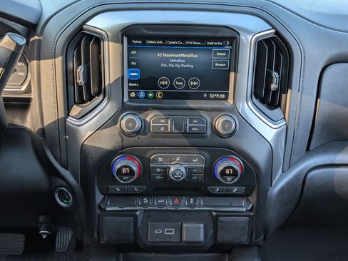 Used 2021 Chevrolet Silverado 1500 LT Trail Boss w/ Bed Protection Package image 25