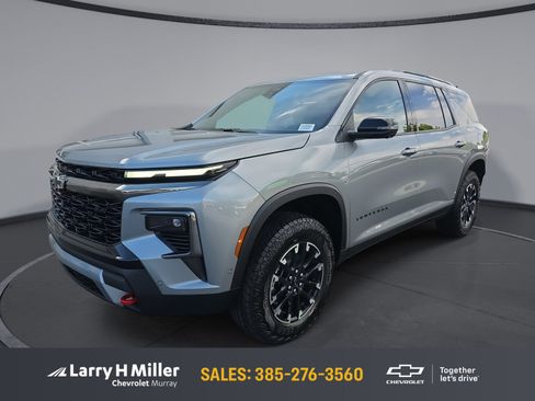 New 2026 Chevrolet Traverse Z71 w/ Enhanced Driving Package AWD/4WD image 1