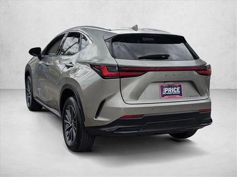 Used 2025 Lexus NX 250 FWD w/ Premium Package image 7