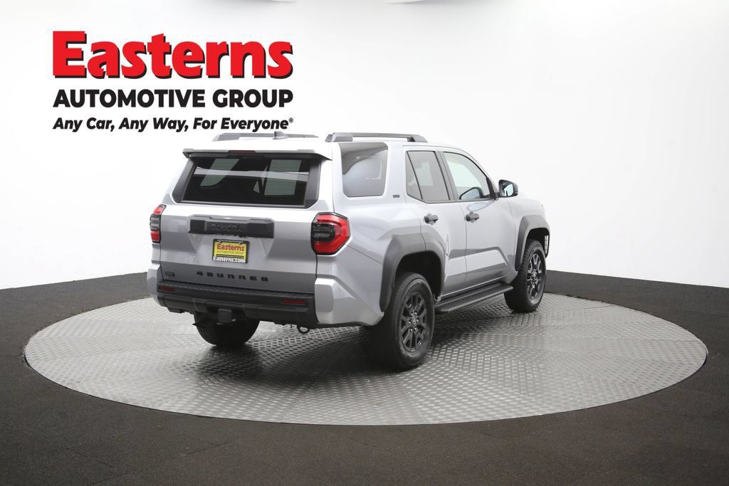 Used 2025 Toyota 4Runner SR5 AWD/4WD image 41