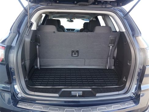 Used 2016 Chevrolet Traverse LT image 13