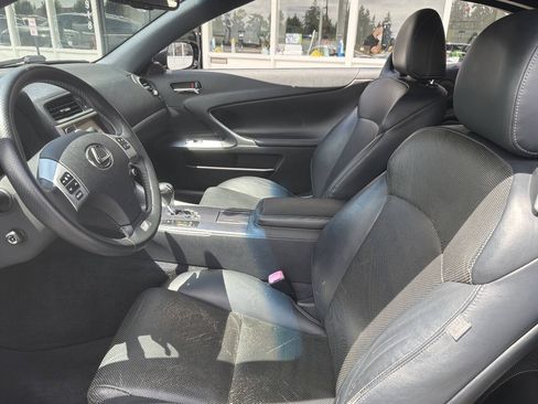 Used 2013 Lexus IS 250C RWD image 21