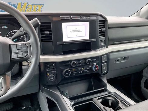 Used 2023 Ford F350 XLT w/ FX4 Off-Road Package AWD/4WD image 15