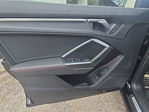 Used 2025 Audi Q3 2.0T Premium Plus image 13