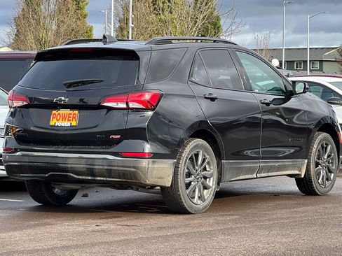 Used 2023 Chevrolet Equinox RS image 4