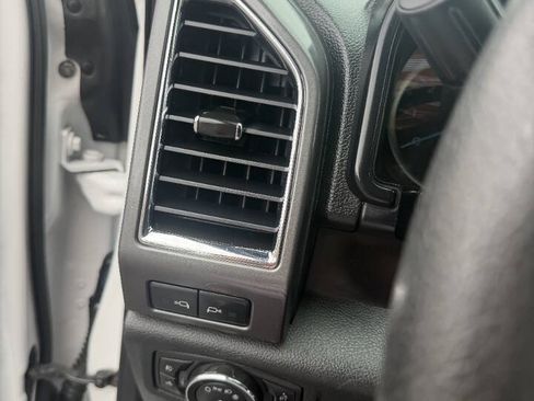 Used 2016 Ford F150 XLT w/ Equipment Group 302A Luxury AWD/4WD image 13