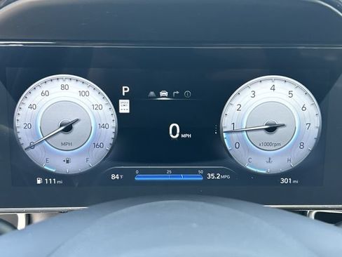 New 2026 Hyundai Elantra Limited FWD image 26