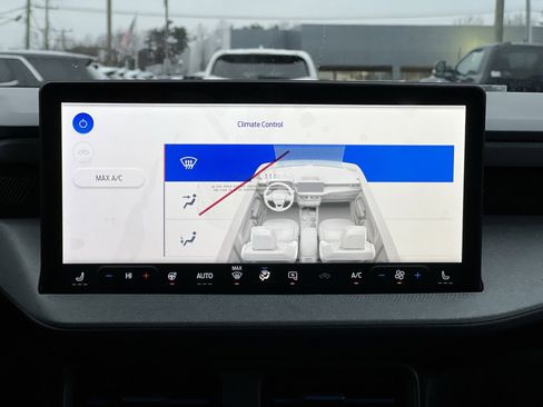 New 2025 Ford Maverick XLT w/ XLT Luxury Package image 20