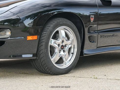 Used 2002 Pontiac Firebird Trans Am RWD image 90