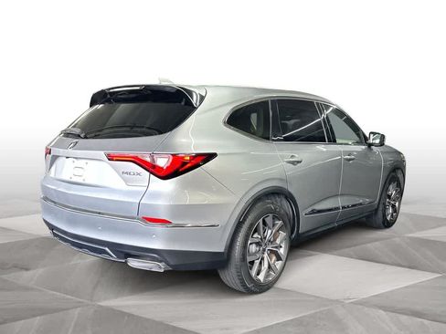 Used 2024 Acura MDX FWD w/ Technology Package image 8