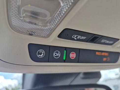 Used 2024 Chevrolet Malibu LT FWD image 25