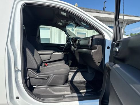 Used 2024 Chevrolet Silverado 2500 LT w/ Convenience Package AWD/4WD image 24