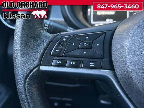 Used 2022 Nissan Kicks SV image 18