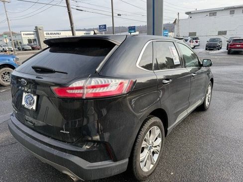 Used 2022 Ford Edge Titanium image 9