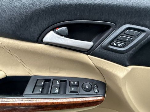 Used 2011 Honda Accord EX-L image 20