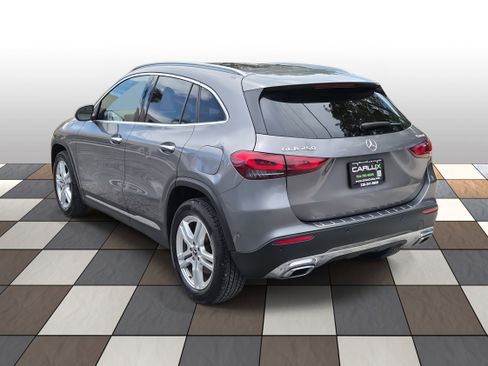 Used 2022 Mercedes-Benz GLA 250 4MATIC w/ Premium Package Lite image 6