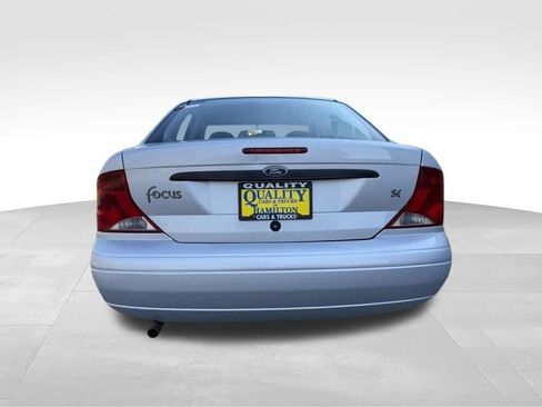 Used 2002 Ford Focus SE FWD image 4