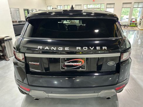 Used 2018 Land Rover Range Rover Evoque SE AWD/4WD image 20