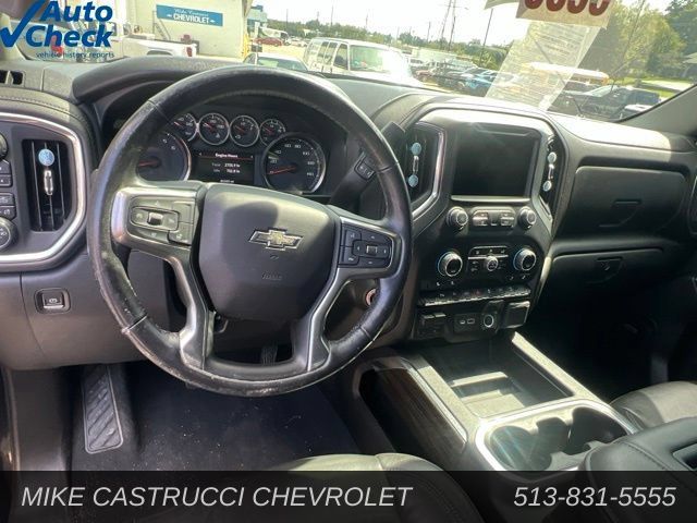 Used 2020 Chevrolet Silverado 1500 LT Trail Boss w/ Midnight Edition AWD/4WD image 9