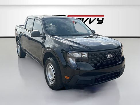 Used 2025 Ford Maverick XL FWD image 1