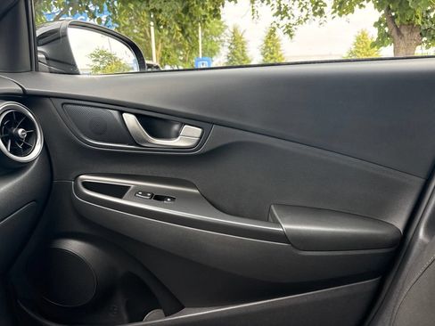 Used 2023 Hyundai Kona SEL w/ Convenience Package FWD image 32