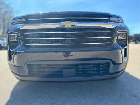 Used 2025 Chevrolet Traverse LT w/ Sun and Wheel Package AWD/4WD image 22
