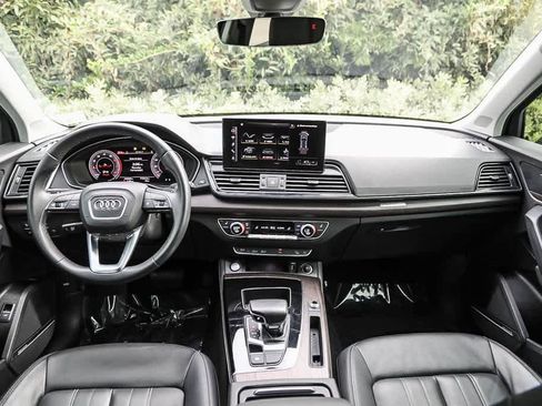 Used 2022 Audi Q5 2.0T Premium Plus w/ Premium Plus Package image 11