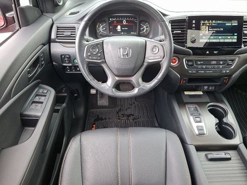 Used 2023 Honda Passport TrailSport image 11