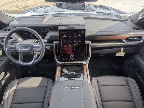 New 2026 GMC Yukon Denali w/ Sun & Power Step Package image 18