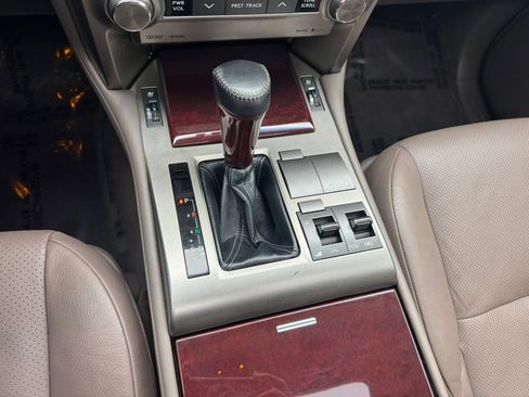 Used 2014 Lexus GX 460 w/ Premium Package AWD/4WD image 37