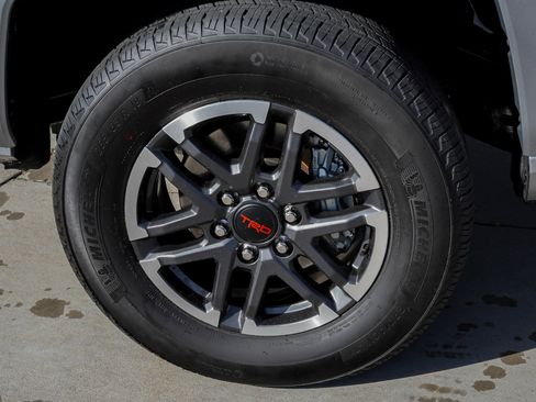 Certified 2025 Toyota Tacoma TRD Sport AWD/4WD image 12