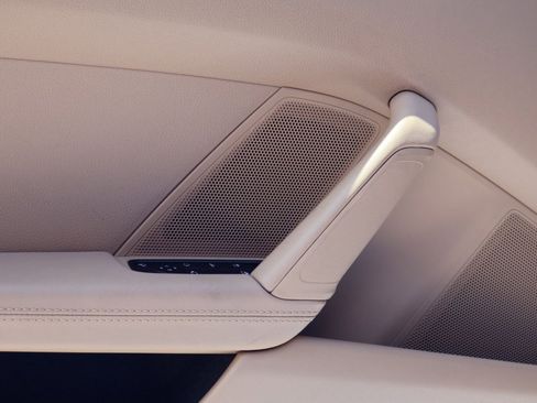 Certified 2023 Porsche 911 Carrera RWD image 15