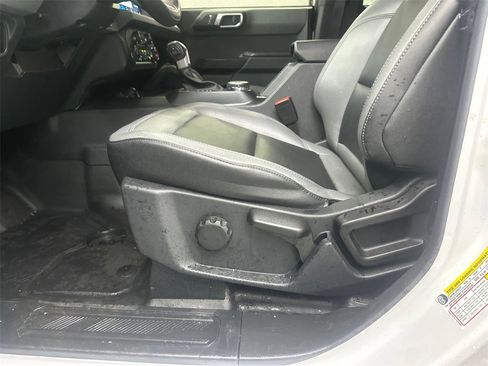 Used 2024 Ford Bronco Big Bend image 10