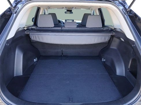 Used 2021 Toyota RAV4 XLE image 41