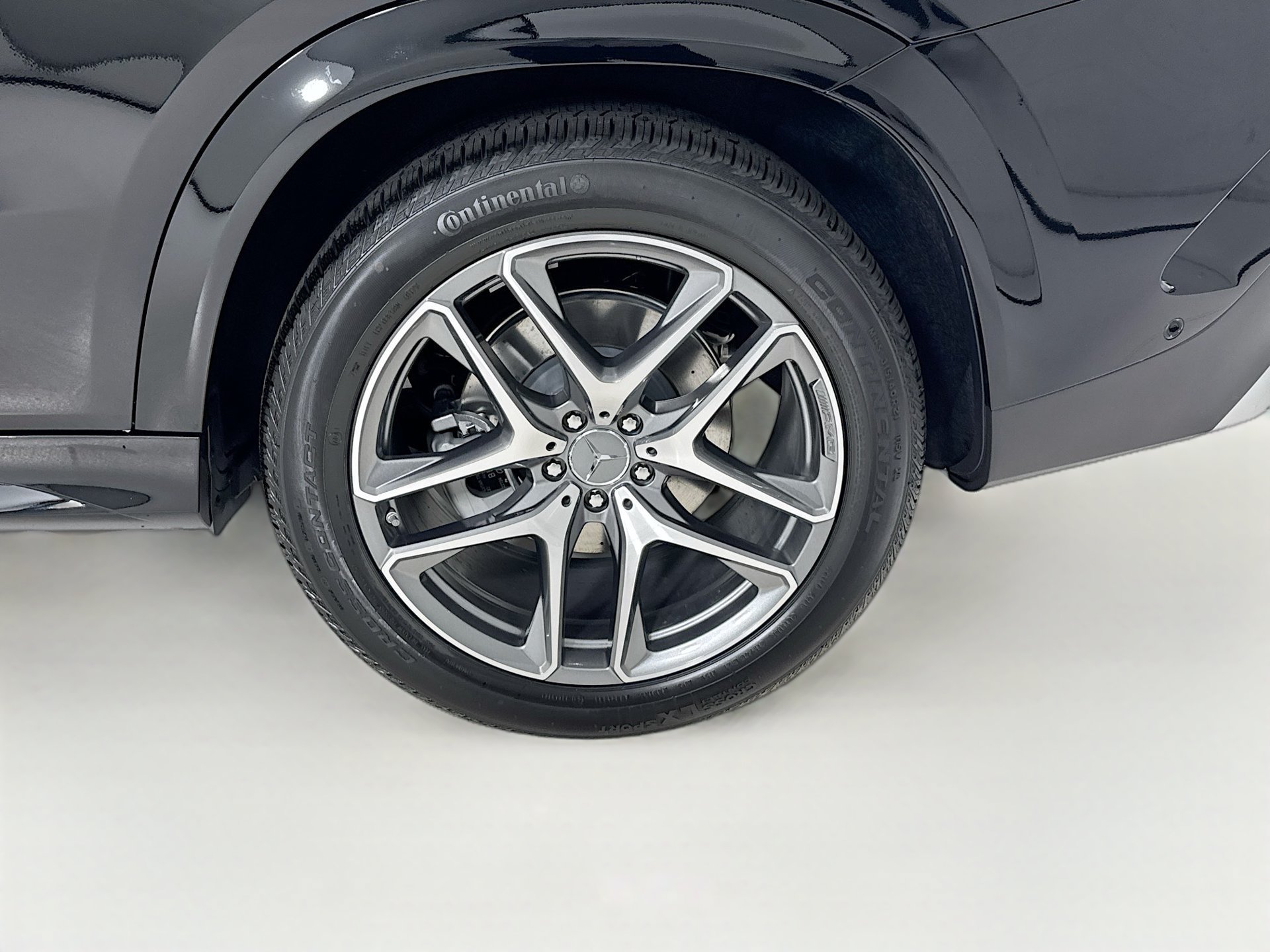 New 2026 Mercedes-Benz GLE 53 AMG 4MATIC Coupe image 34
