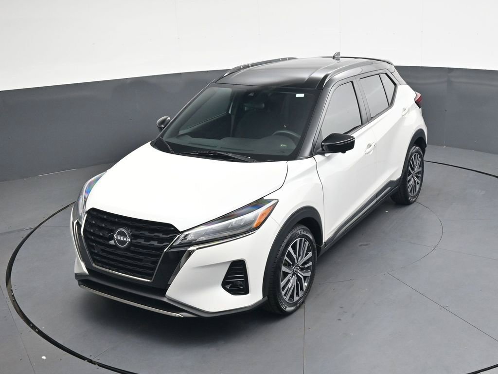 Certified 2024 Nissan Kicks SR FWD image 31