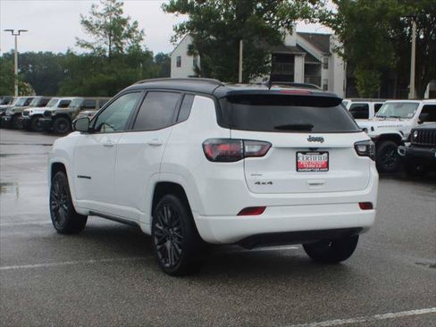 Certified 2023 Jeep Compass High Altitude AWD/4WD image 5