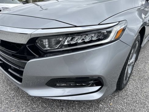 Used 2018 Honda Accord EX-L image 9