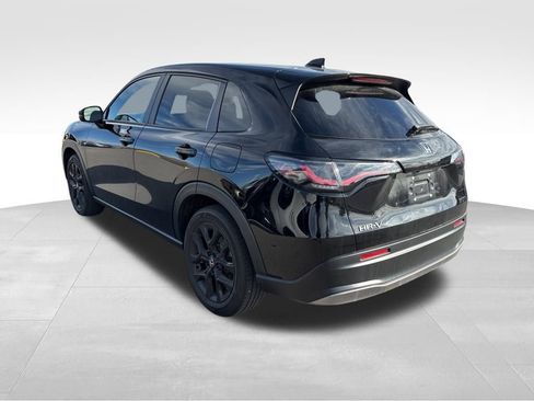 Used 2023 Honda HR-V Sport image 17
