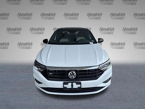 Used 2020 Volkswagen Jetta R-Line FWD image 3