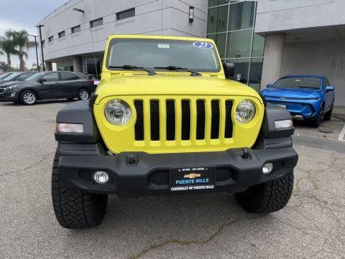 Used 2023 Jeep Wrangler Unlimited Sport image 3