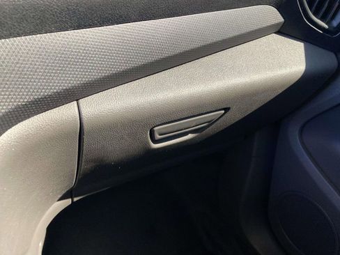 Used 2022 Ford Transit Connect XL image 27