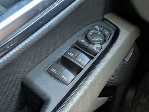 Used 2024 Chevrolet Silverado 1500 ZR2 w/ Technology Package AWD/4WD image 18