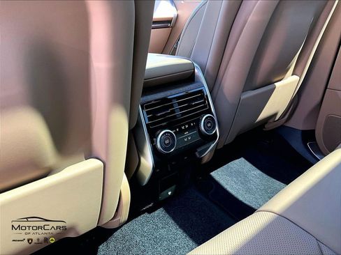 Used 2024 Land Rover Range Rover SE image 31