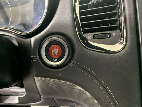 Used 2018 Dodge Durango SRT w/ SRT Interior Appearance Group image 17